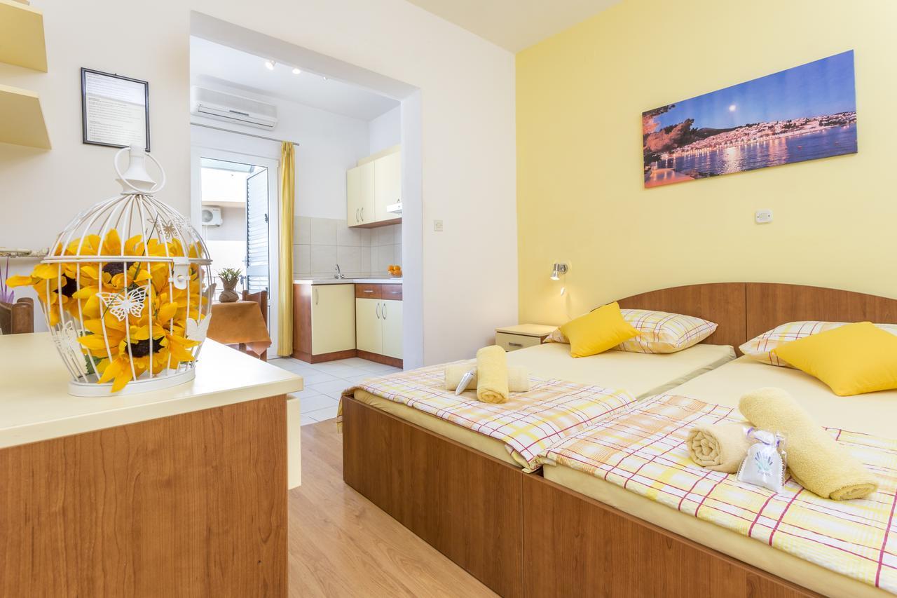 Apartments Ivanovic Hvar Town Extérieur photo